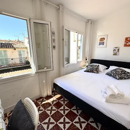 Riviera - Les Toits D Augustin - Bright With A C - Old Town *