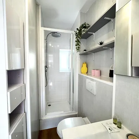 Riviera - Les Toits D Augustin - Bright With A C - Old Town شقة 4*